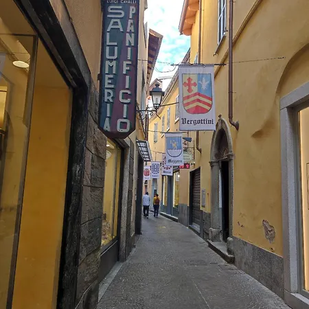 La Corte Del Viandante * Lierna